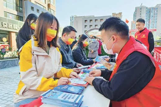 远山行爱心助学公益联盟：志愿服务进社区